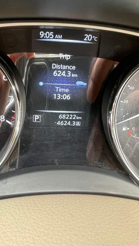 Second- hand Nissan X-Trail - 5 - SUV Cars  on Aster Vender