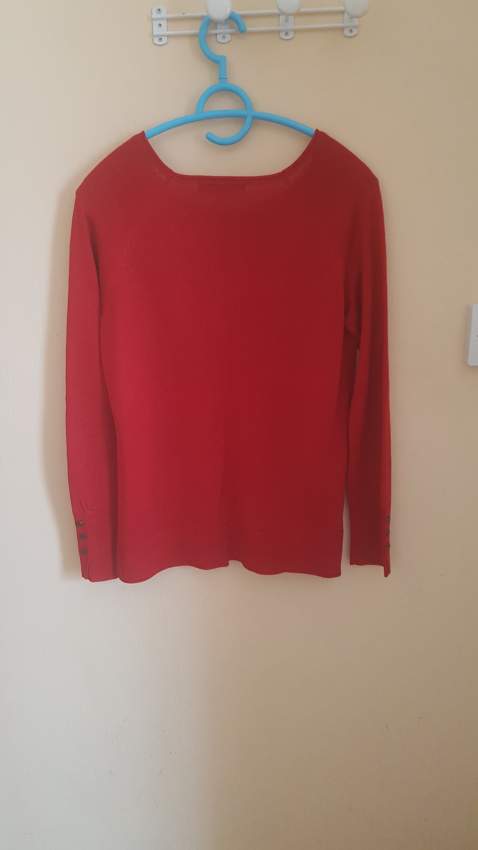 Sweater Islandhaze  - 1 - Dresses (Women)  on Aster Vender