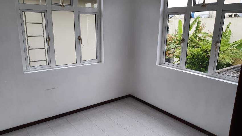 Maison à Louer - 3 - House  on Aster Vender