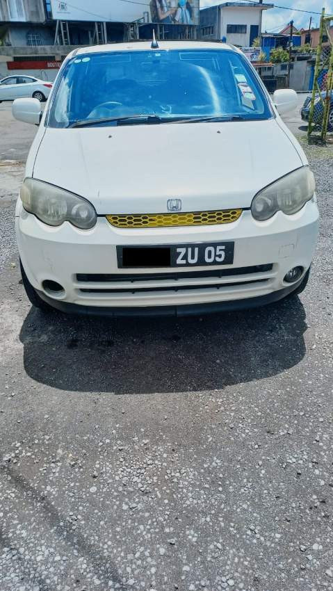 Honda CR-V Year 05  - 0 - SUV Cars  on Aster Vender