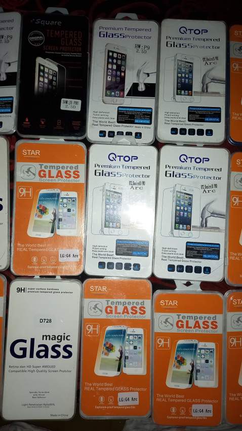 screen protector on Aster Vender