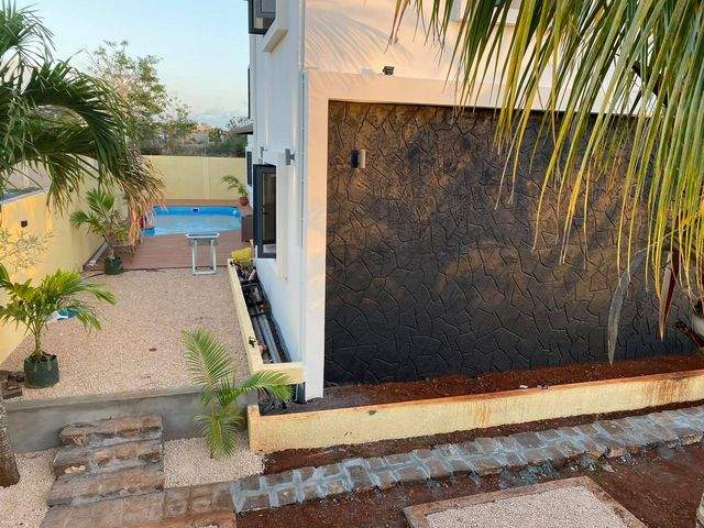 VILLA ON SALE IN POINTE AUX PIMENTS, MORC HARMONY - Rs 22 M neg - 1 - House  on Aster Vender