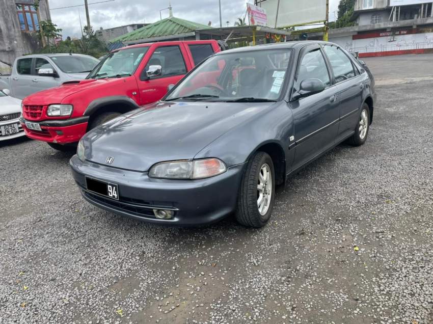 Honda Civic Year 94   - 5 - Sport Cars  on Aster Vender