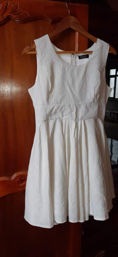 White Dress- branded SPLIT - 0 - Dresses (Women)  on Aster Vender