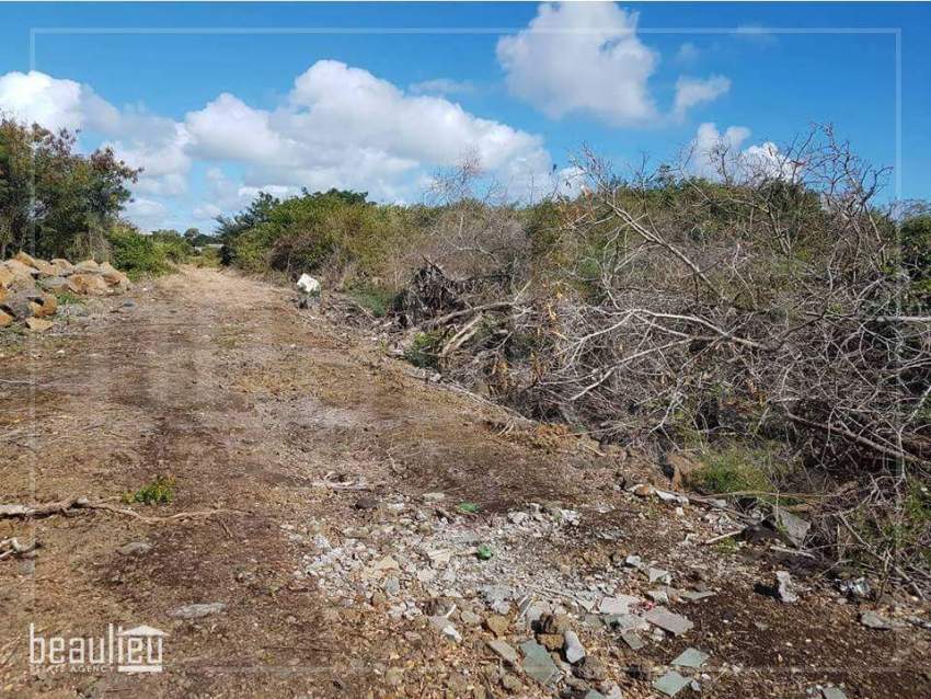 *26 Perches Residential land Calodyne,Grand Gaube * - 1 - Land  on Aster Vender