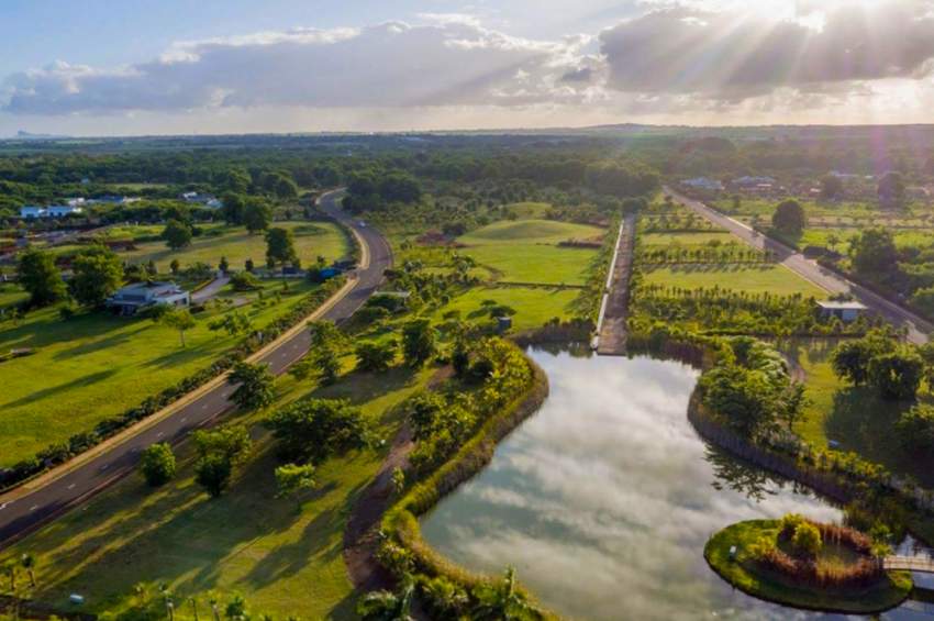 Best Land DEAL at Royal Park Balaclava Aster Vender Land