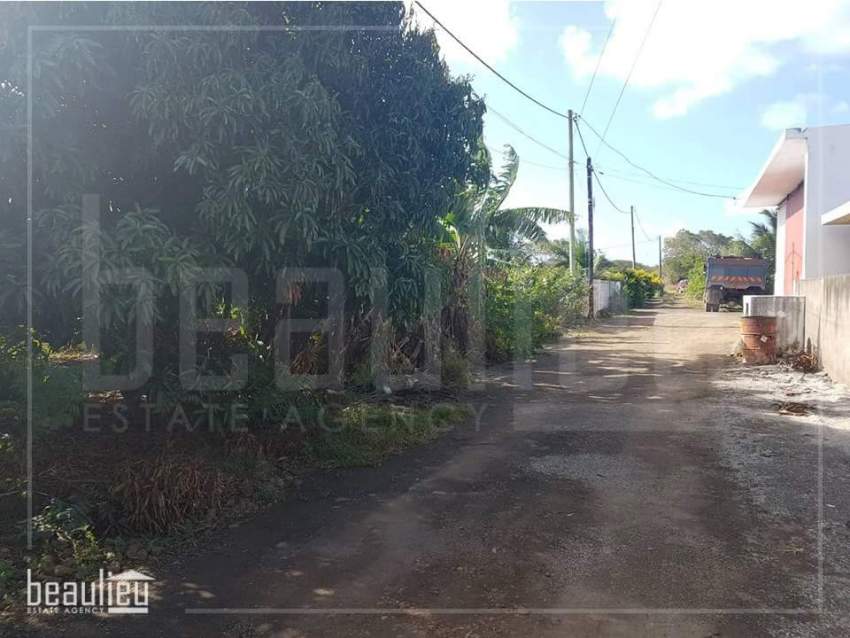 * 25 perches Residential Land in Sottise vale  - 1 - Land  on Aster Vender