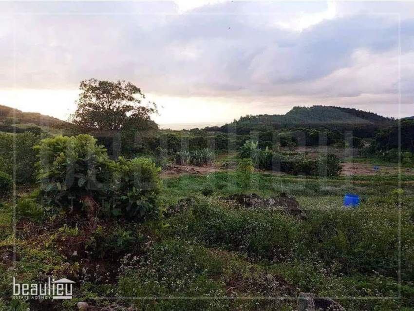 *42 perches Residential Land in Nouvelle Decouverte  - 2 - Land  on Aster Vender