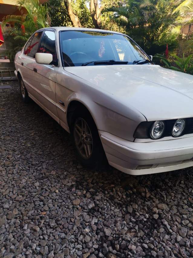 Sale - 5 - Luxury Cars  on Aster Vender