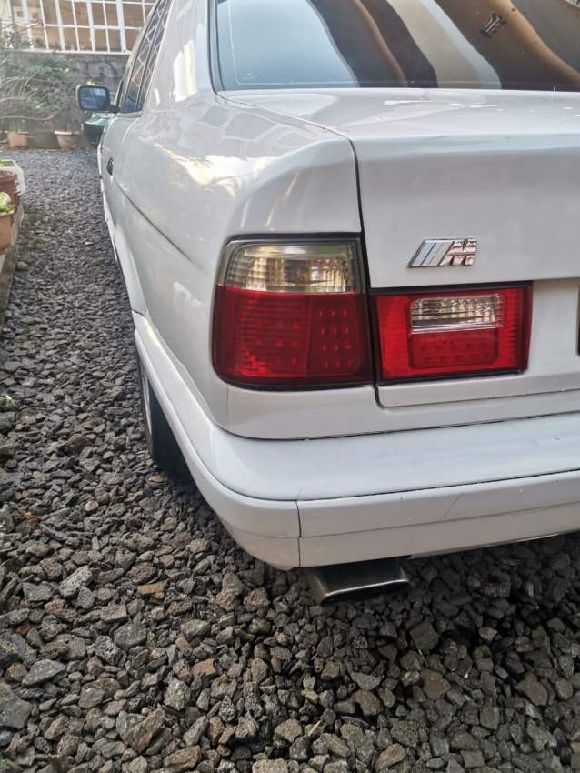 Sale - 2 - Luxury Cars  on Aster Vender