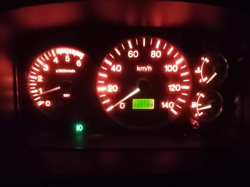 JMC 6 ROUES  (DOUBLE ROUES ARRIERE) 14 FEET CARGO 2013 Rs 340,000 Neg - 1 - Small trucks (Camionette)  on Aster Vender