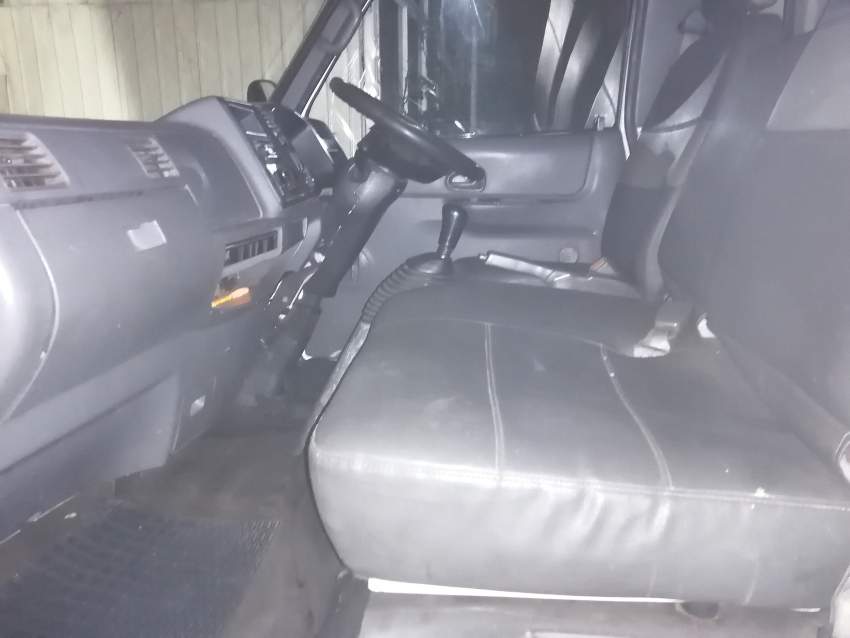 JMC 6 ROUES  (DOUBLE ROUES ARRIERE) 14 FEET CARGO 2013 Rs 340,000 Neg - 2 - Small trucks (Camionette)  on Aster Vender