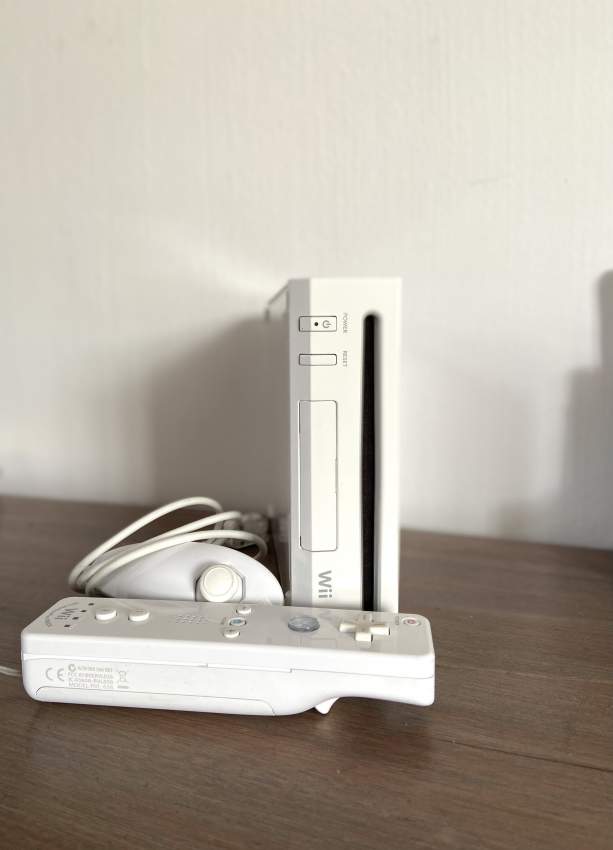 Nintendo Wii Console - 0 - Wii  on Aster Vender