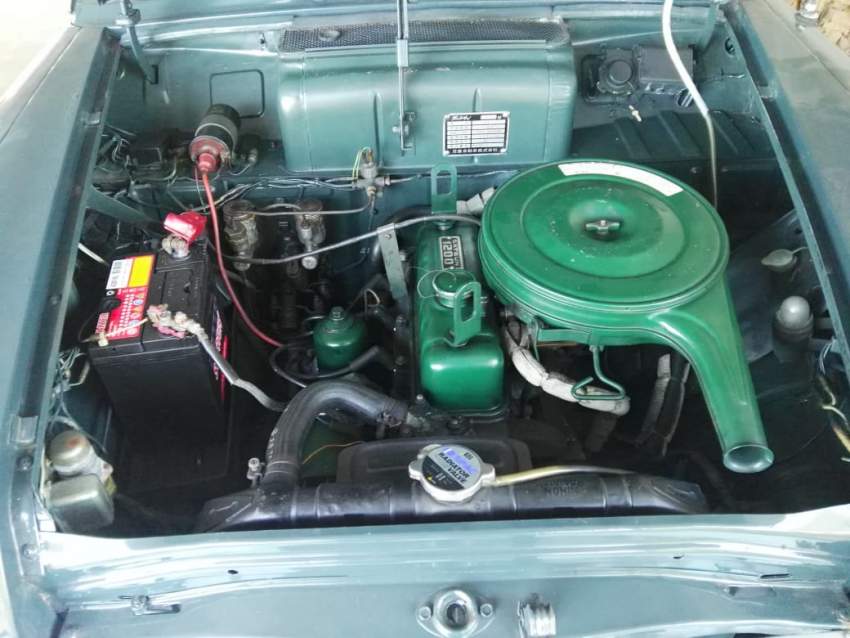 VINTAGE CAR NISSAN BLUE BIRD  - 4 - Family Cars  on Aster Vender