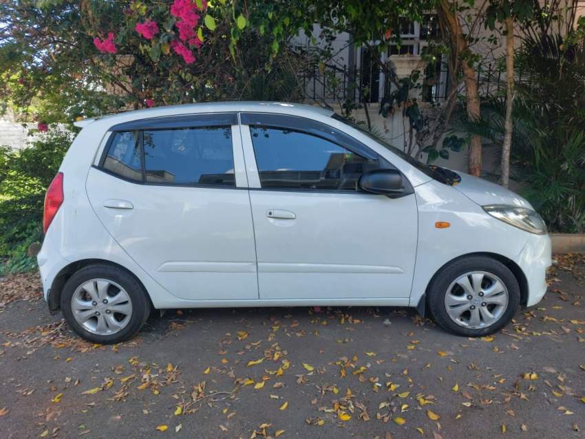 Hyundai i10 - 2012 - 0 - Compact cars  on Aster Vender