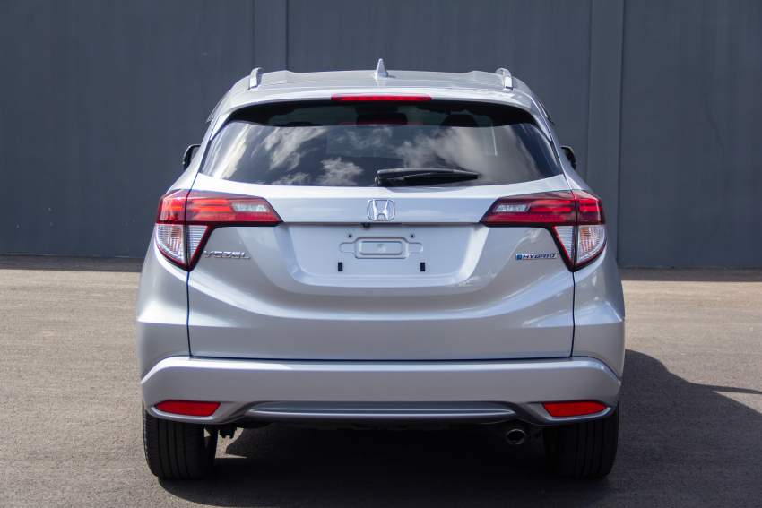 Honda Vezel Hybrid - 9 - SUV Cars  on Aster Vender