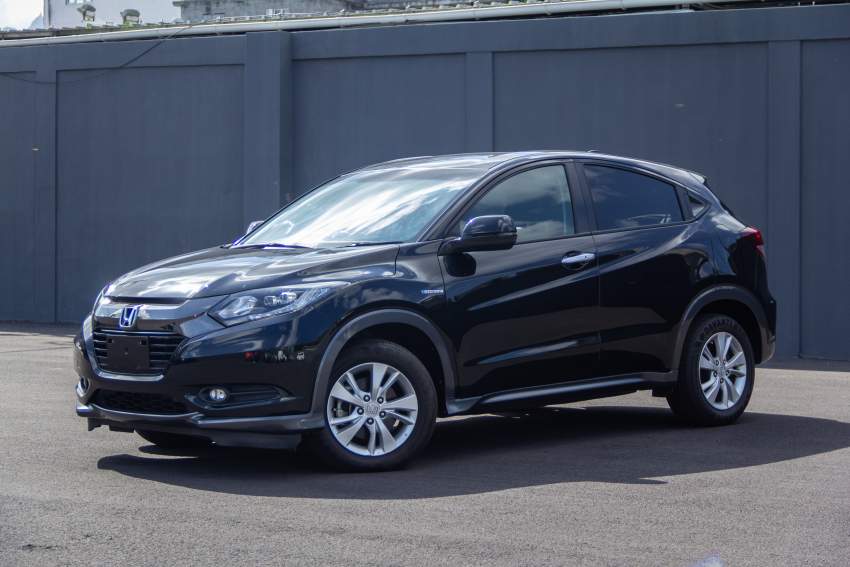 Honda Vezel Hybrid - 1 - SUV Cars  on Aster Vender