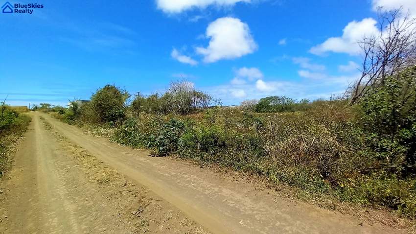 2 portions of 9.4 perches Grand Bay - 0 - Land  on Aster Vender