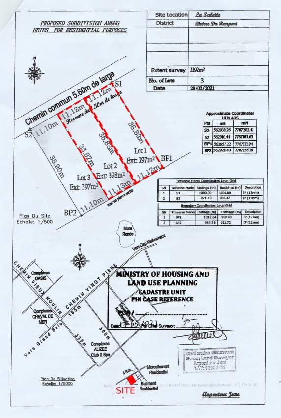 2 portions of 9.4 perches Grand Bay - 3 - Land  on Aster Vender