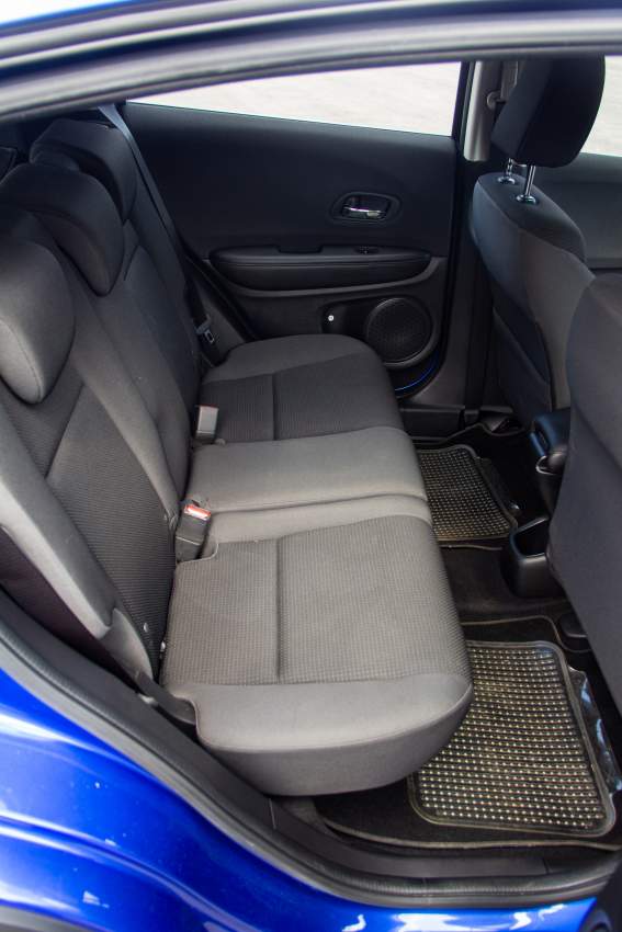 Honda HRV - 5 - SUV Cars  on Aster Vender