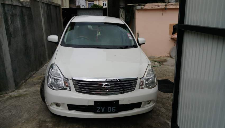 NISSAN BLUEBIRD - 4 - Family Cars  on Aster Vender