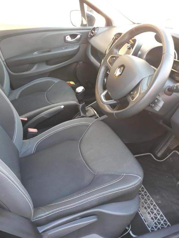 Renault Clio 2018 - 0 - Compact cars  on Aster Vender