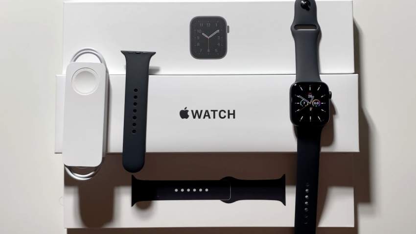 Apple watch Series 6 44mm Space Grey - All Informatics Products on Aster Vender