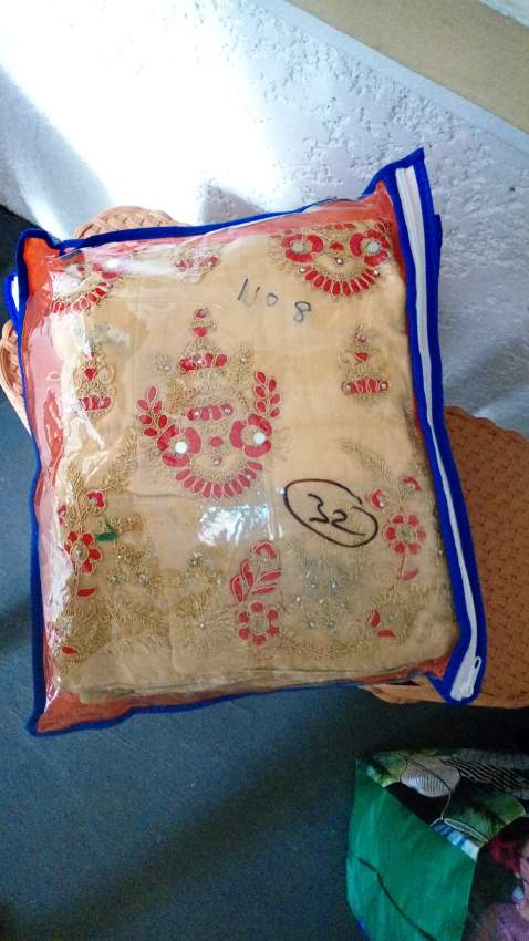 Grand destockage de vetement Lehenga choli,sari,kurti, robe, gown sell - 6 - Dresses (Women)  on Aster Vender