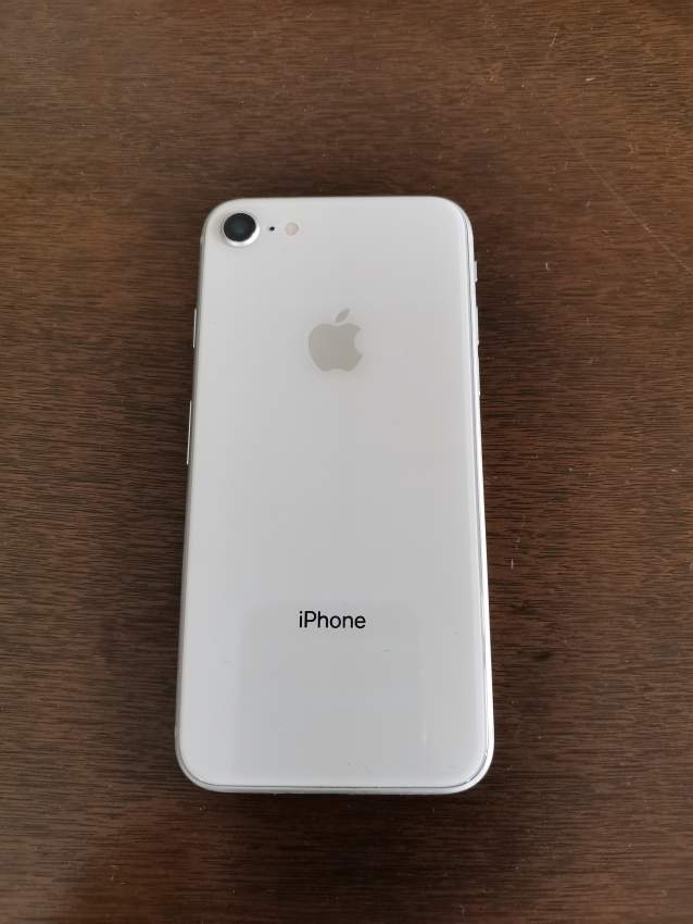 Iphone  - 6 - iPhones  on Aster Vender