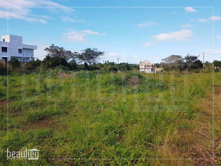 25 Perches Residential land, Petit Raffray  - 1 - Land  on Aster Vender
