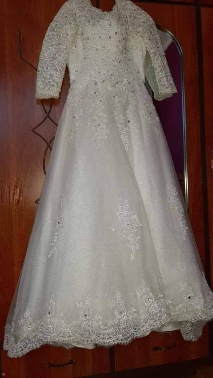 Wedding dress - 0 - Dresses (Women)  on Aster Vender