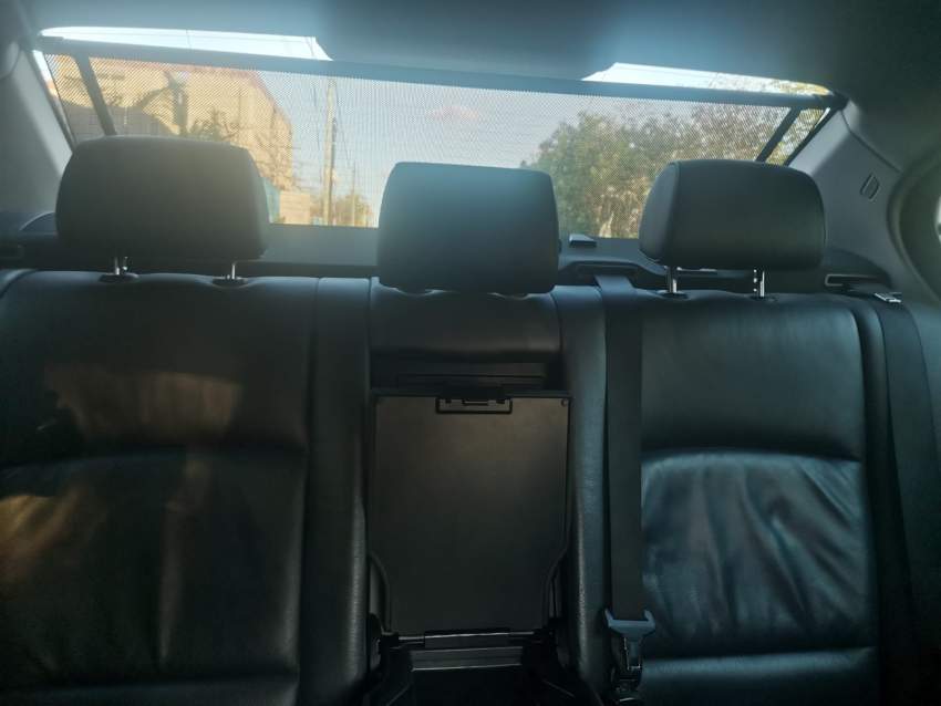 BMW - 5 - Luxury Cars  on Aster Vender