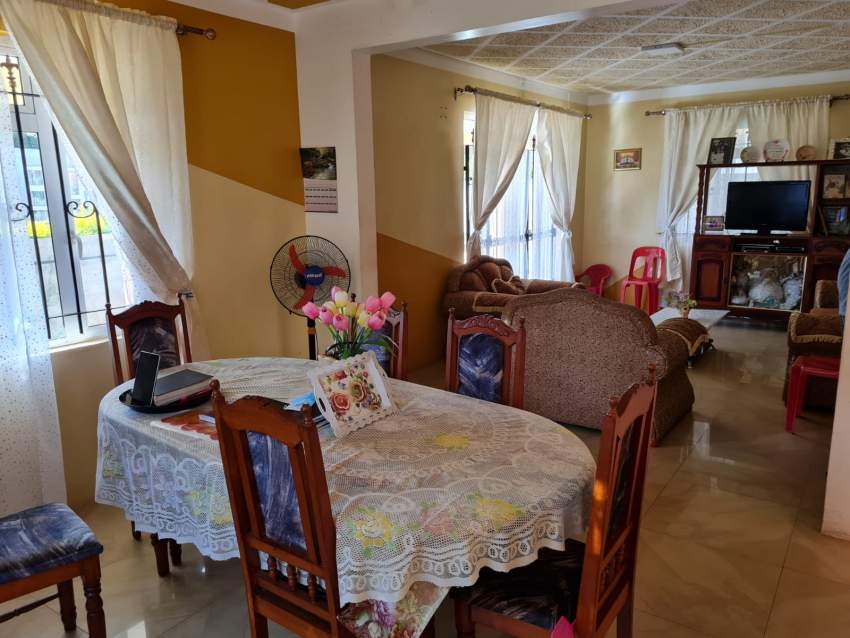 House for sale - 4 - House  on Aster Vender