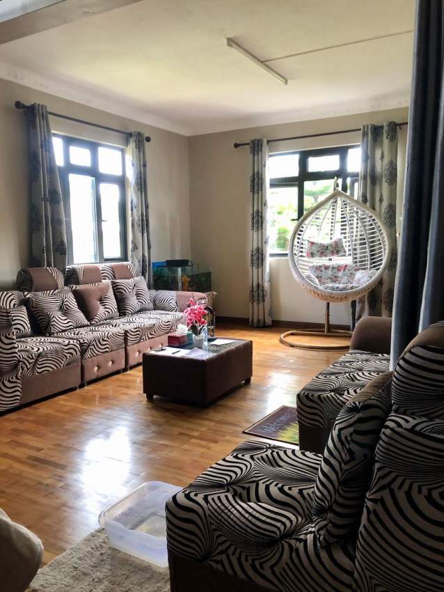 HOUSE FOR SALE  - 0 - House  on Aster Vender