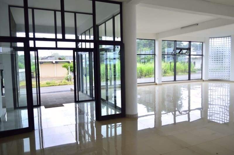 COMMERCIAL  SPACE ON RENT = RS 8000 MONTHLY - 0 - Commercial Space  on Aster Vender