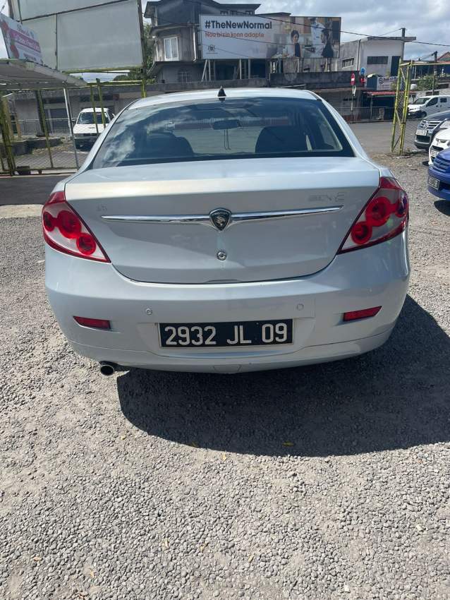 Proton Persona  Year 09   - 6 - Family Cars  on Aster Vender