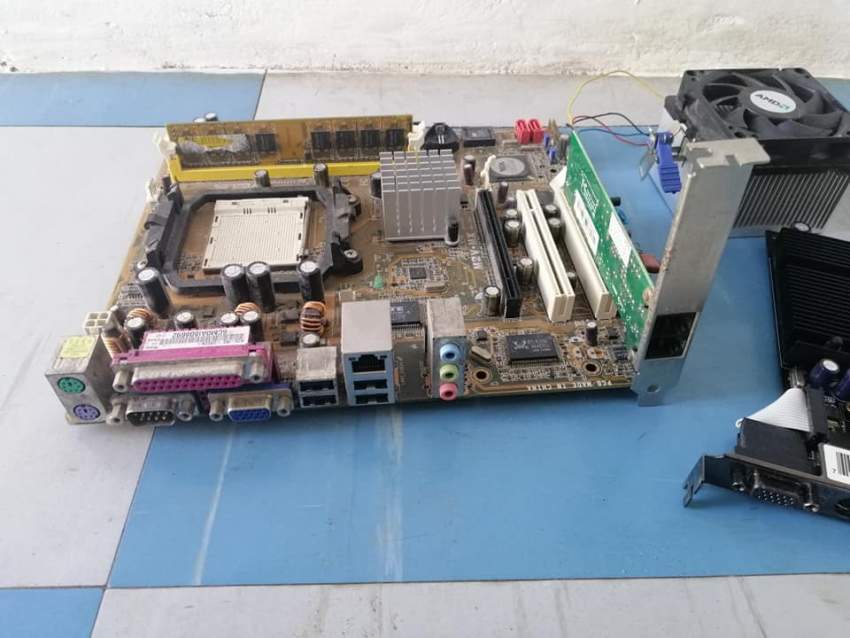 MOTHERBOARD / GPU / DVD WRITTER FOR SALE - 0 - Motherboard  on Aster Vender