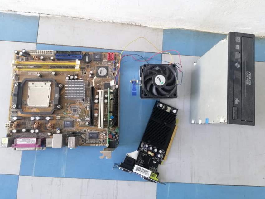 MOTHERBOARD / GPU / DVD WRITTER FOR SALE - 1 - Motherboard  on Aster Vender