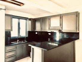 FULLY FURNISHED TRIPLEX ON RENT AT FLIC EN FLAC - RS 30,000 PER  - 9 - Apartments  on Aster Vender