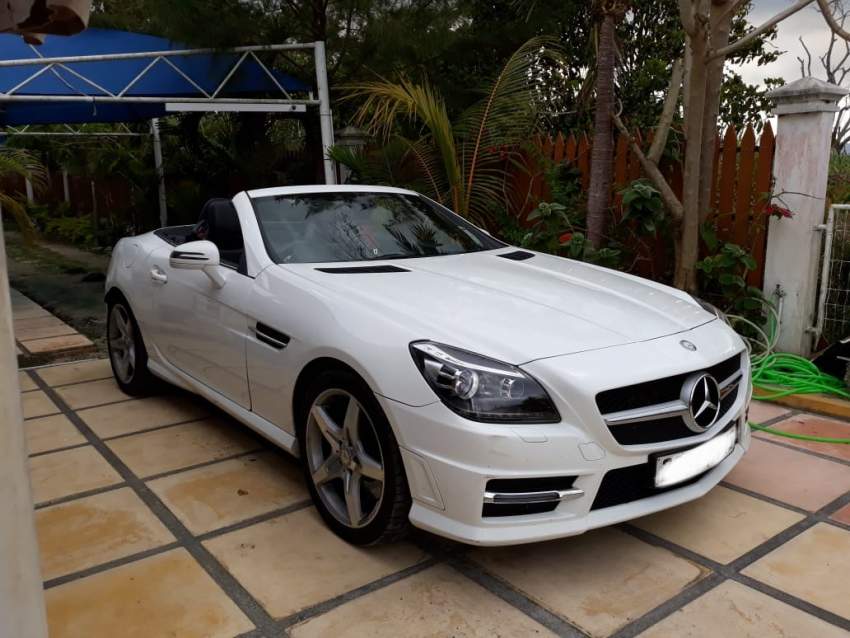 Mercedes SLK cabriolet AMG 250 - 1 - Luxury Cars  on Aster Vender