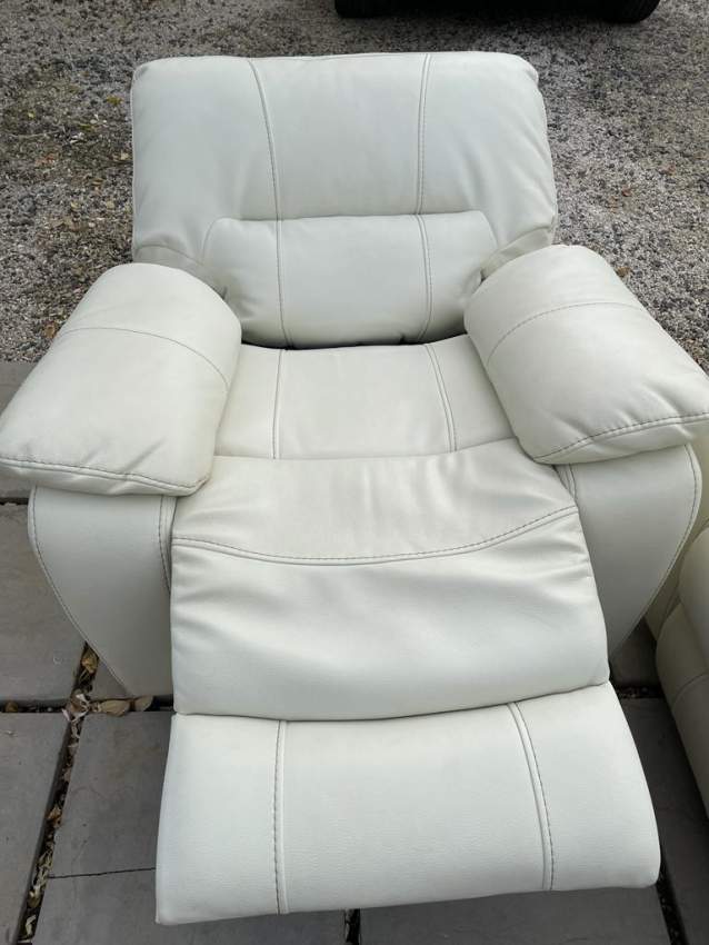 Faux-Leather Sofa Set  - 6 seater - 4 - Sofas couches  on Aster Vender