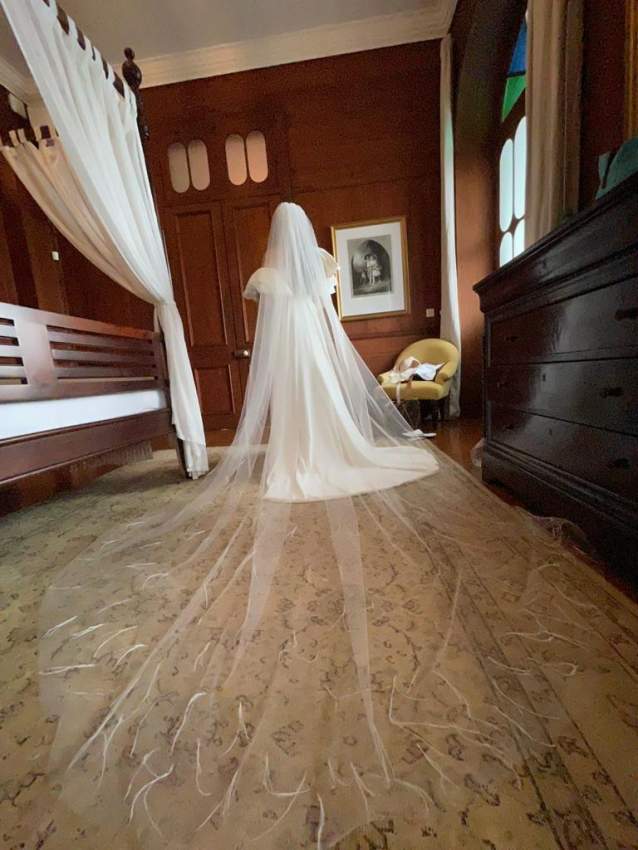 Bridal Veil with ostrich feathers - 0 - Wedding Clothing  on Aster Vender