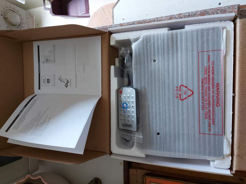 DIGITAL PHOTO FRAME - LOGIK - 3 - All electronics products  on Aster Vender