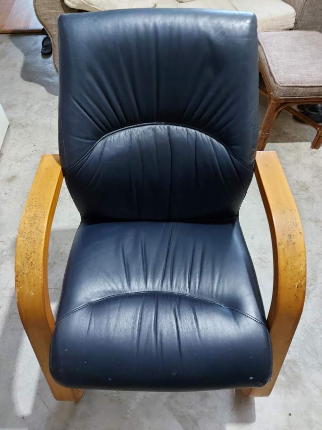 Executive Chair - 5 - Chairs  on Aster Vender