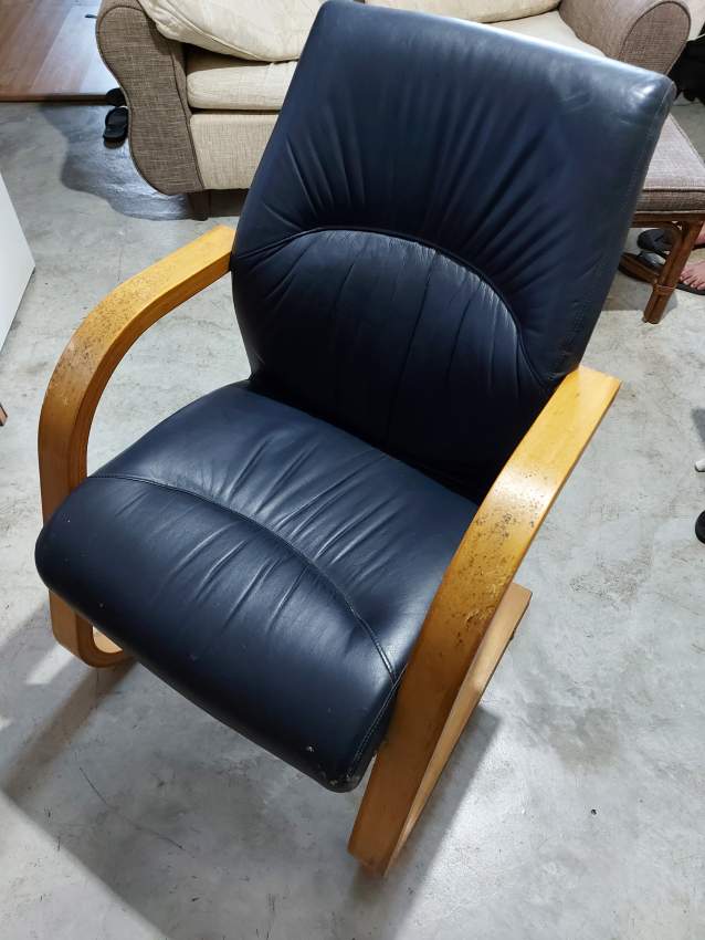 Executive Chair - 1 - Chairs  on Aster Vender