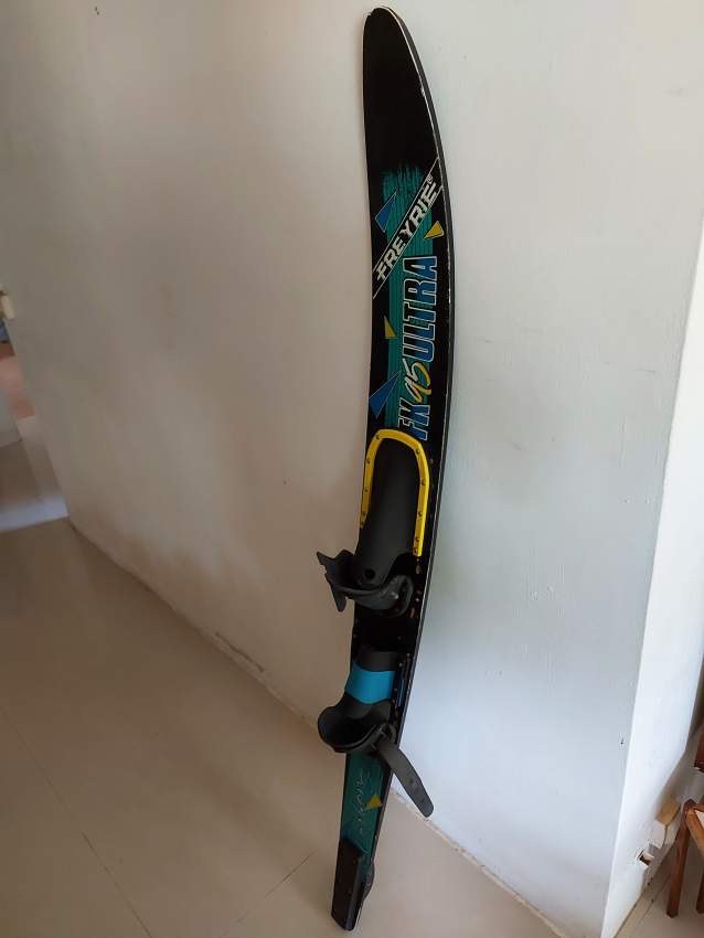 WATER SKI BOARD - FREYRIE - 5 - Water sports  on Aster Vender