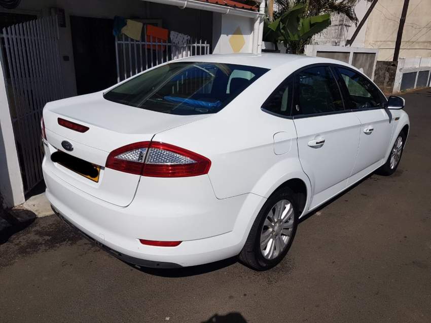 Car for sale - Ford Mondeo 2010 Kms - 0 - Family Cars  on Aster Vender