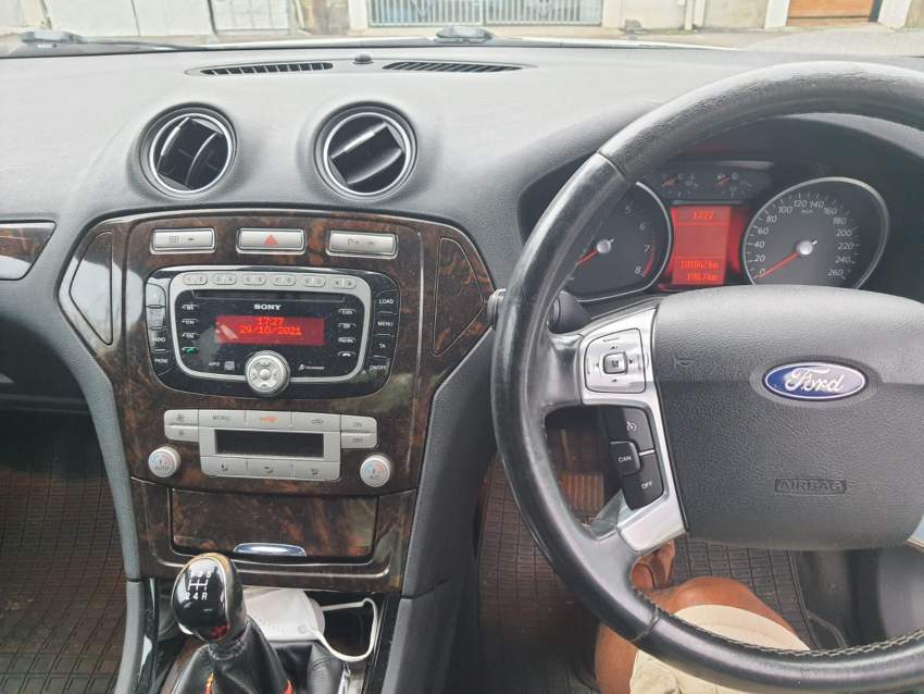 Ford Mondeo 2010 Kms - 6 - Family Cars  on Aster Vender