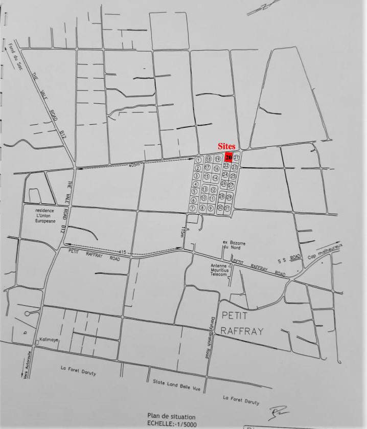 2 Portions of 10.3 Perches Petit Raffray - 4 - Land  on Aster Vender