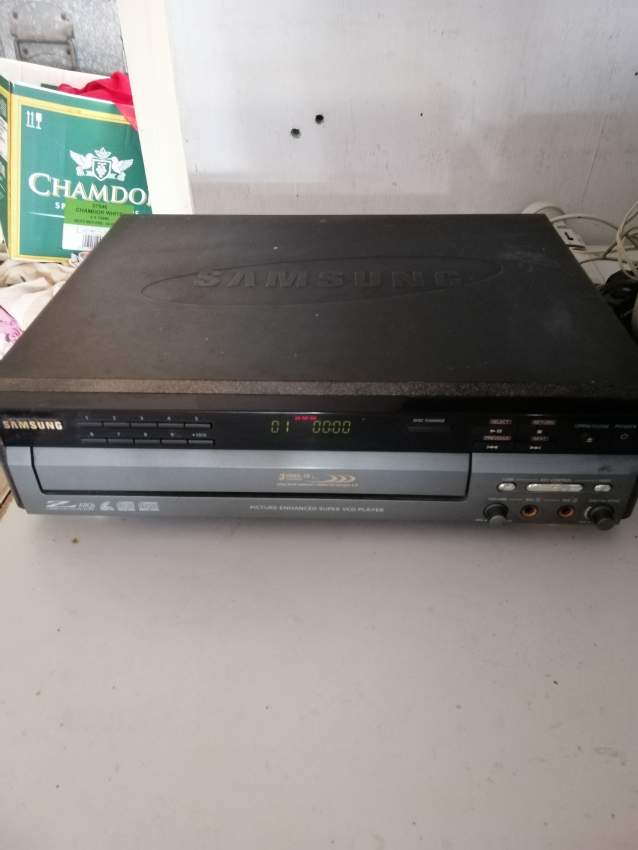 Samsung vcd player  - Old stuff at AsterVender